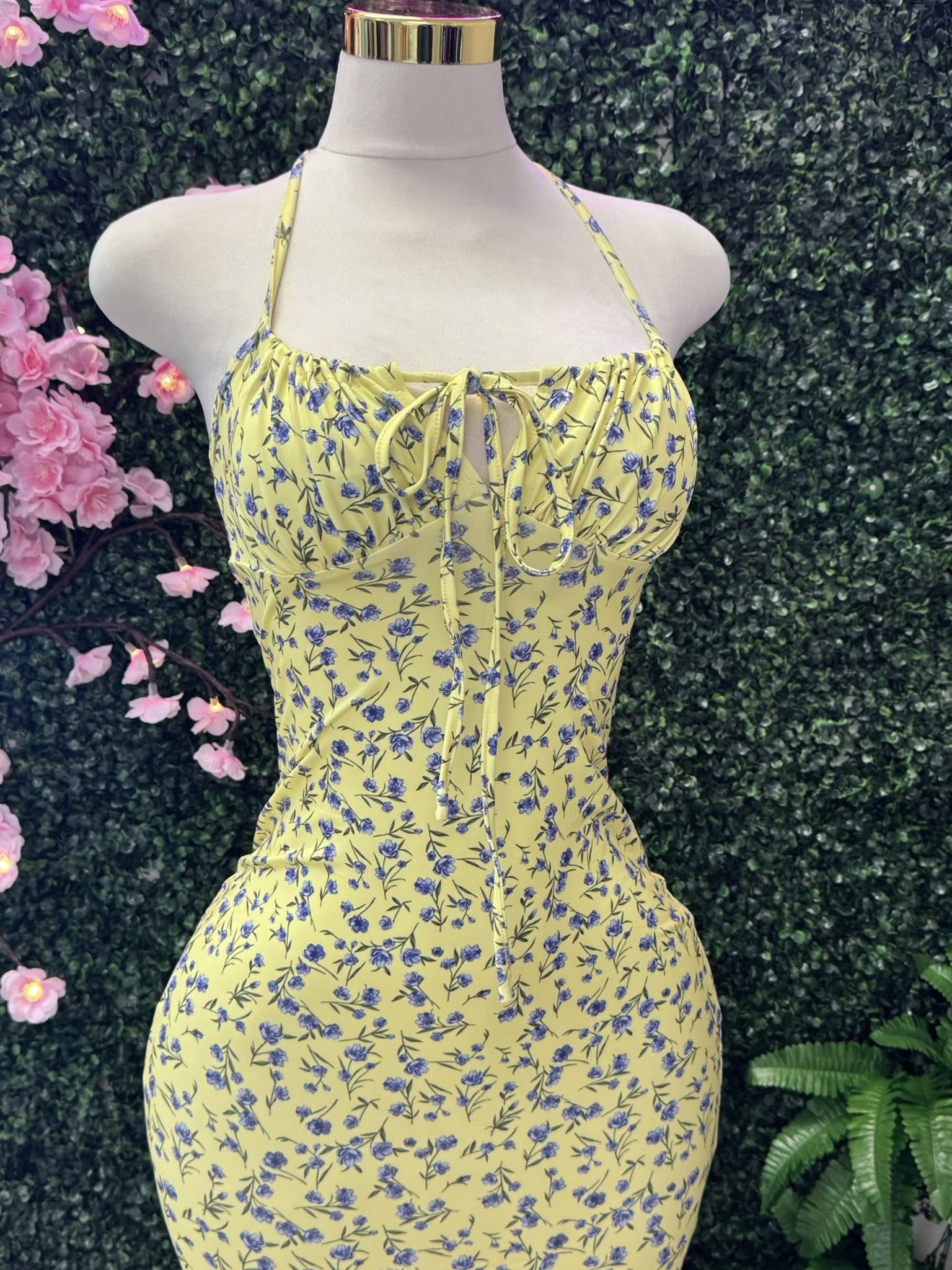 flowy flower finds