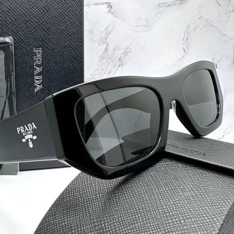 prada black